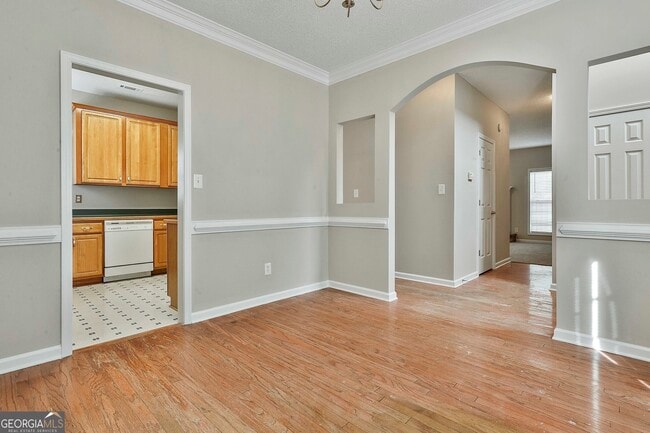 Building Photo - 12241 Crestwood Ct