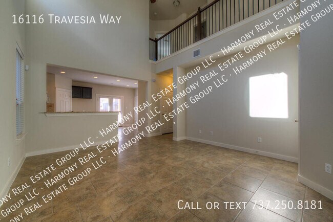 Foto del edificio - 16116 Travesia Way