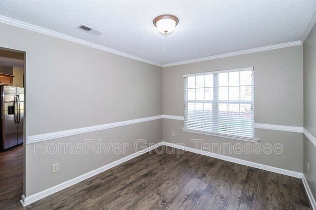 Foto del edificio - 5368 Milton Ridge Dr