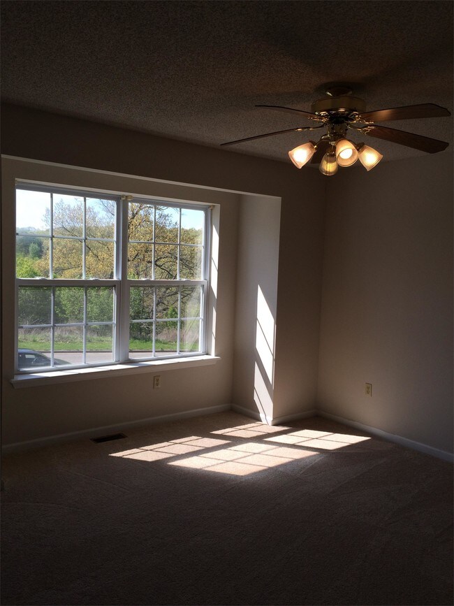 Foto del edificio - 101 Hickory Valley Rd