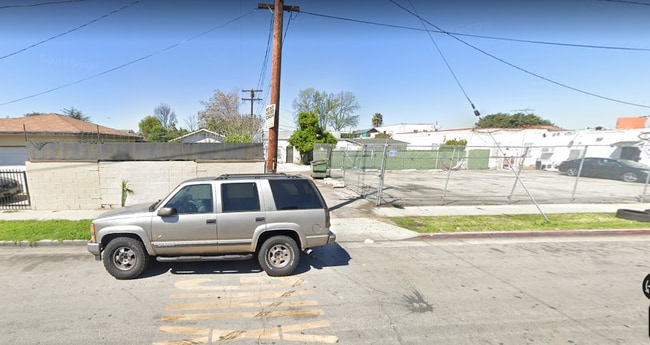 Building Photo - 2214 E Alondra Blvd