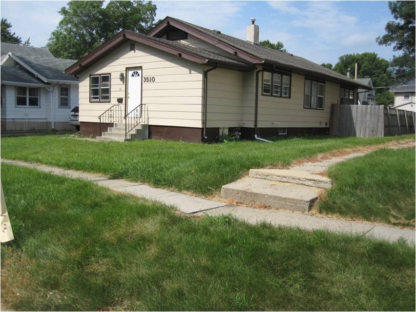 Frente exterior - 3510 3rd St