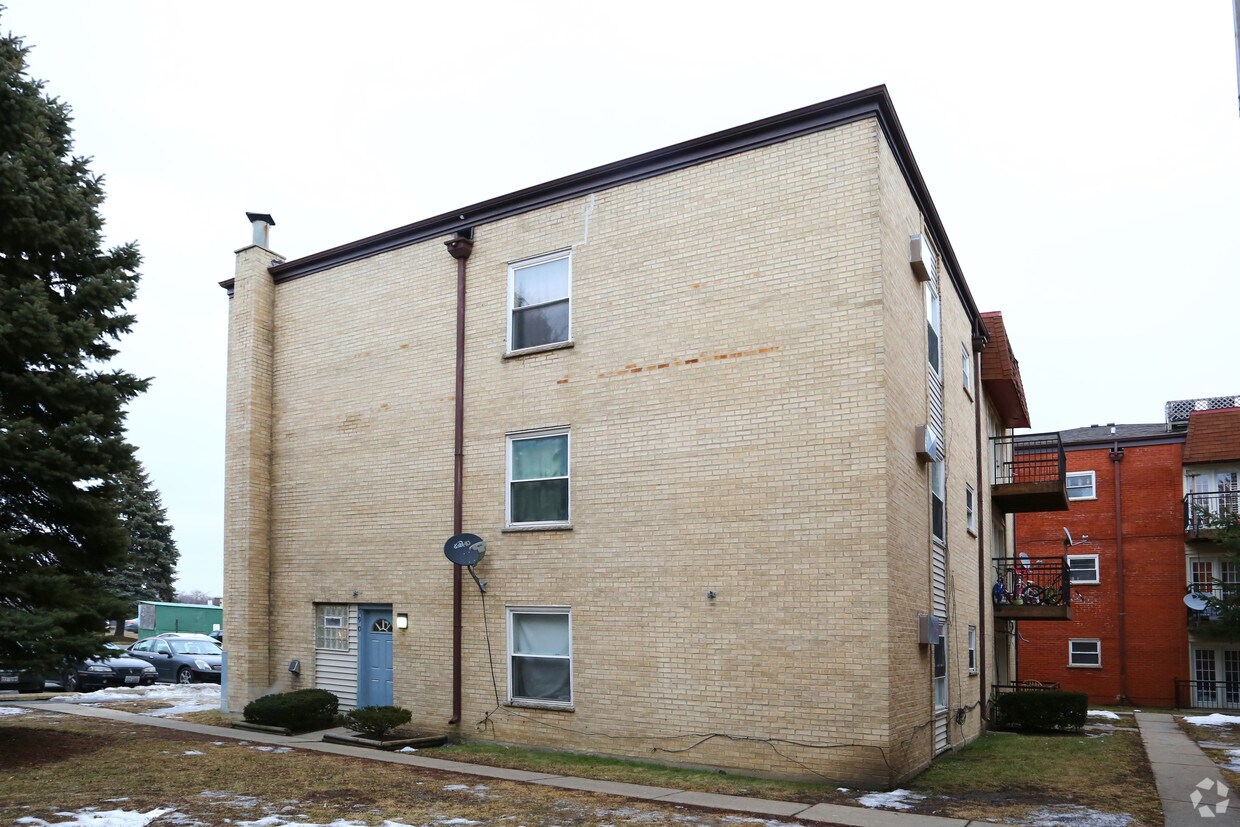 Building Photo - 790 Piper Ln