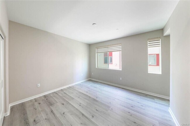 Building Photo - 146 Tribeca