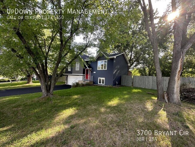 Foto del edificio - 3700 Bryant Cir