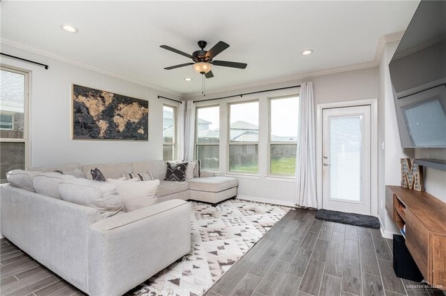 Building Photo - 6101 White River Dr