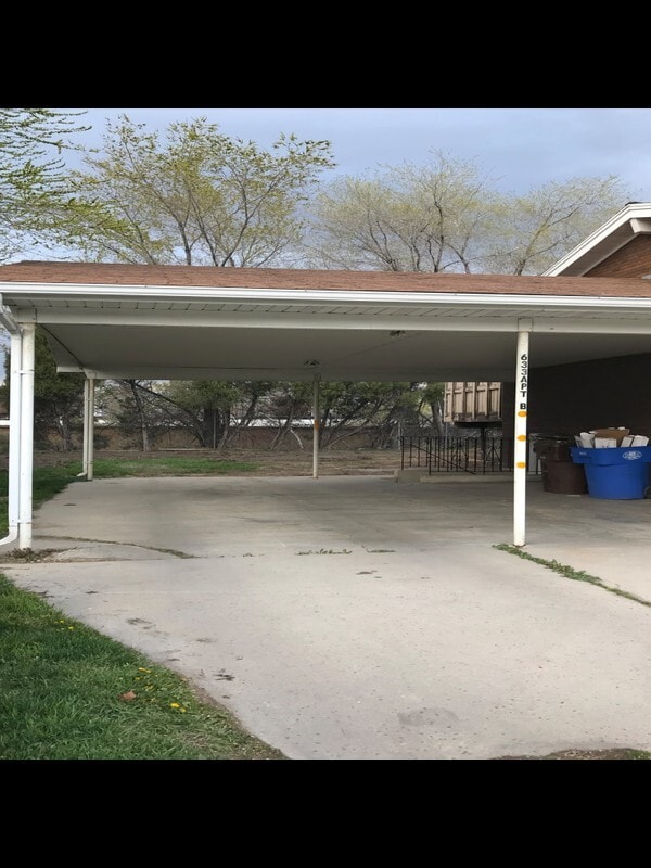 Photo - 633 E Acoma Rd (Midvale, UT)