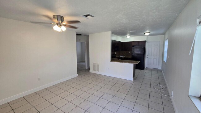 Foto del edificio - 6134 SW 40th Ct