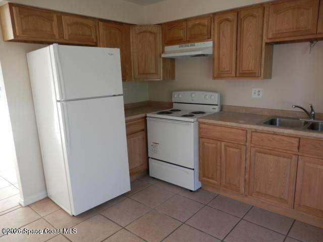 Foto del edificio - 412 Country Ln Dr