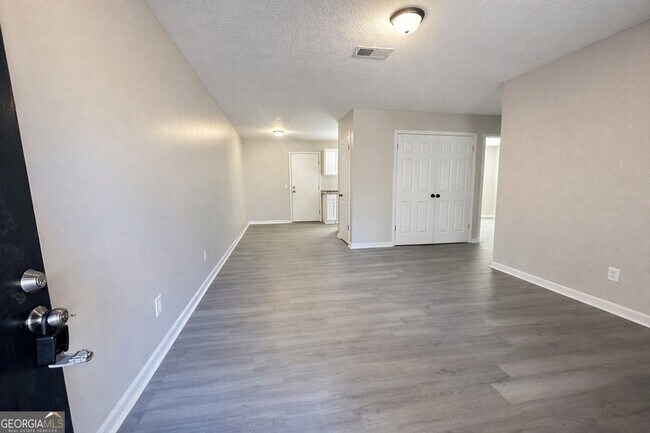 Foto del edificio - 271 E Wright St