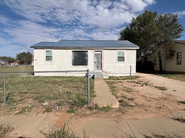 Primary Photo - 402 N Alabama St