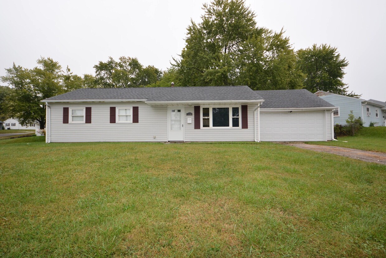 Primary Photo - 1150 Beech St