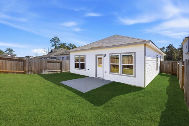 Foto del edificio - 16215 Globetrotter Ct