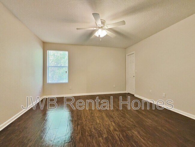 Building Photo - 7140 Timmerman Ln
