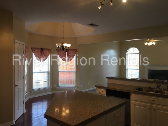 Foto del edificio - 1661 Worthing Rd