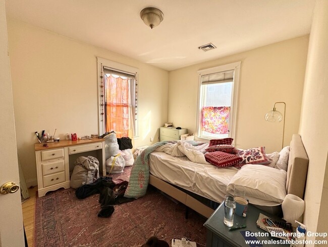 Photo - 31 Hillside St Apartment