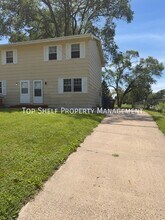 Building Photo - 521 Hart Ave