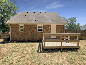 Building Photo - 5721 Bridgette Dr