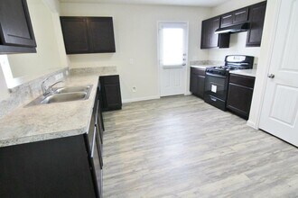 Building Photo - 10010 Piave Drive