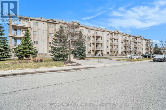 Building Photo - 151-151 Potts Private
