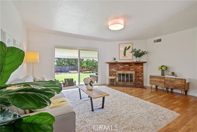 Foto del edificio - 18182 Theodora Dr