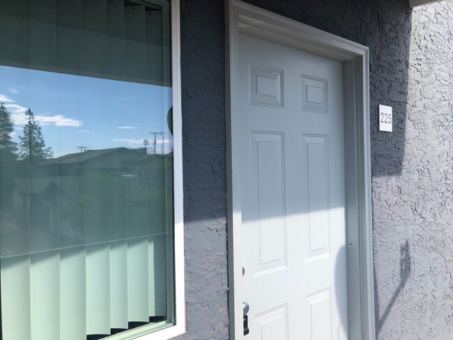 Interior Photo - The Davenport