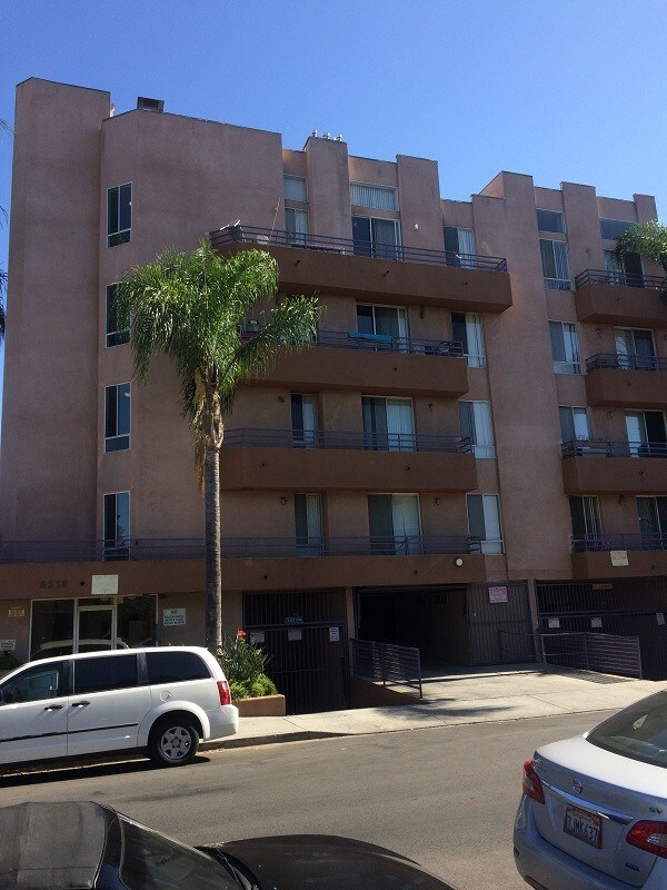 Primary Photo - 6510 La Mirada Ave