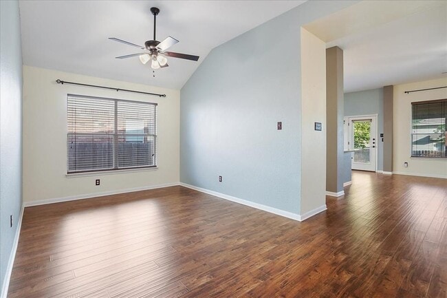 Building Photo - 1608 Goddard Bluff Dr