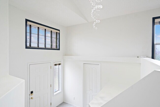 Photo du bâtiment - 182 Panatella Cir NW