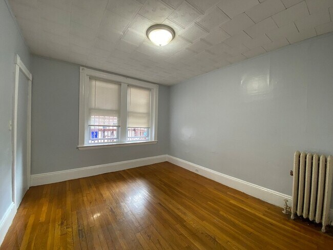 Foto del edificio - 884 Huntington Ave
