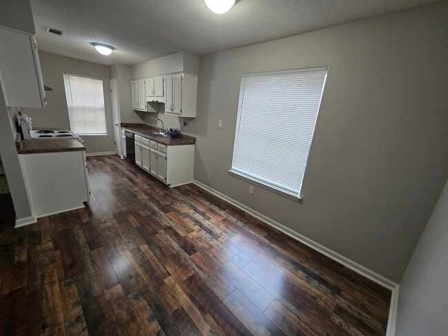 Building Photo - 3634 Dawnridge Cv