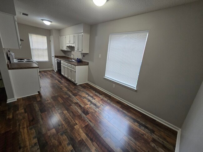 Foto del edificio - 3634 Dawnridge Cv