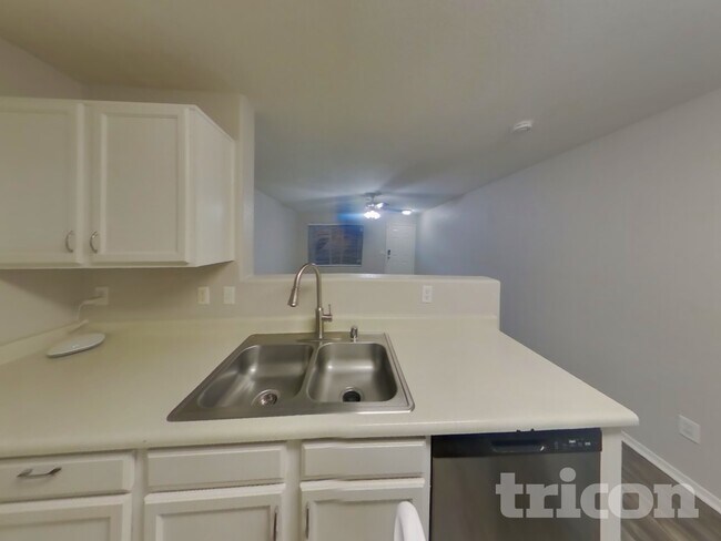 Foto del edificio - 13962 N 132nd Ln