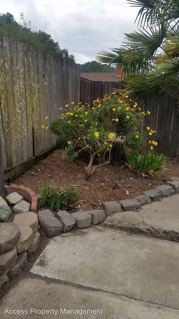 Foto del edificio - 3 br, 2 bath House - 2315 Taper Ct.