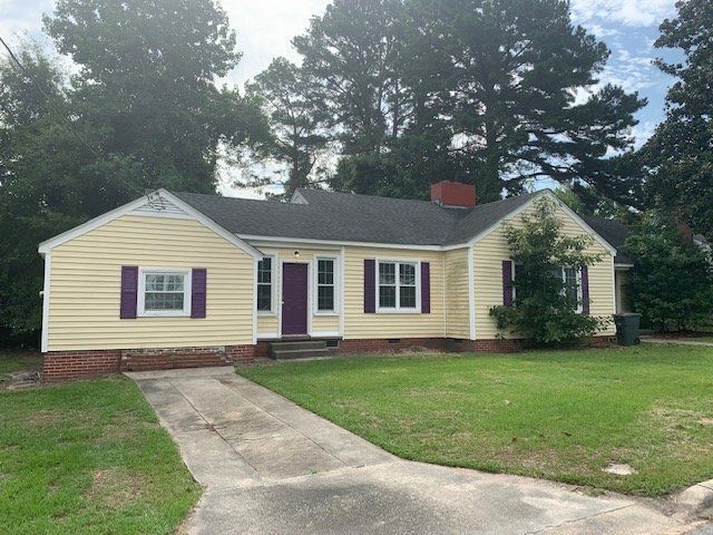 Photo - 301 S Oak St