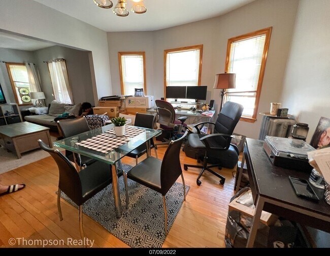 82 North St Unit 2, Somerville, MA 02144 82 North St Somerville, MA