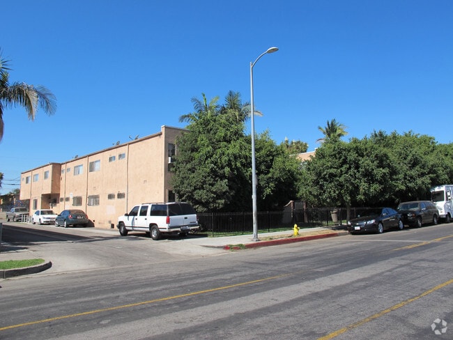 Building Photo - Slauson Apartments