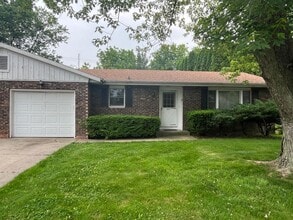 Building Photo - 606 Revere Dr