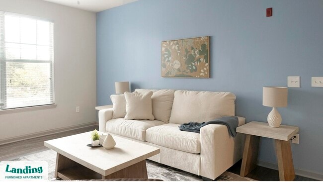 Building Photo - 900 E Six Forks Rd