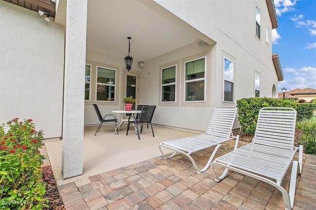 Building Photo - 29 Rinaldo Way
