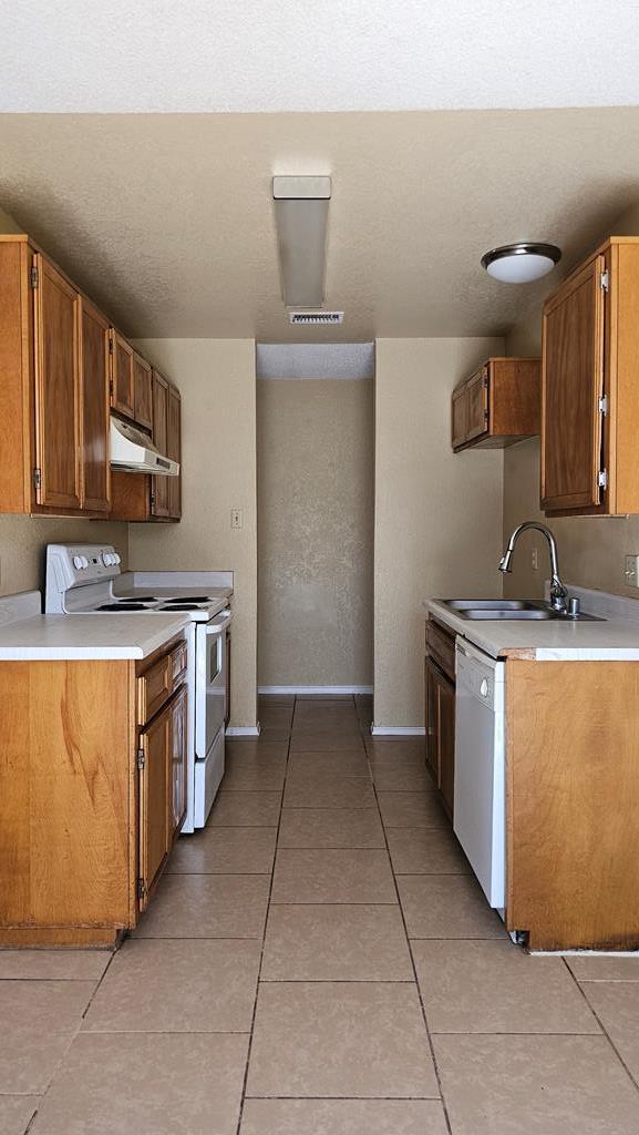 Foto del edificio - 4720 W Cuthbert Ave