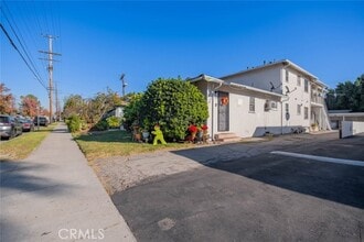 Building Photo - 5654 Kester Ave