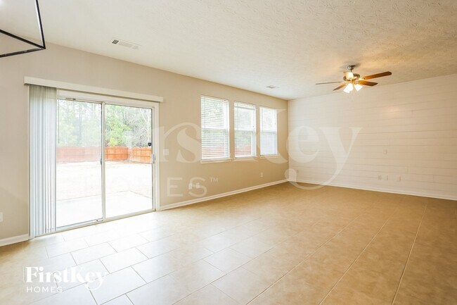 Foto del edificio - 96 Parkmont Ln