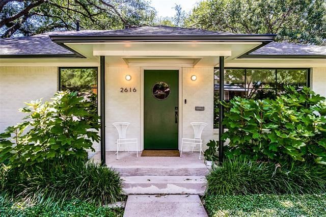 Building Photo - 2616 Pasadena Pl