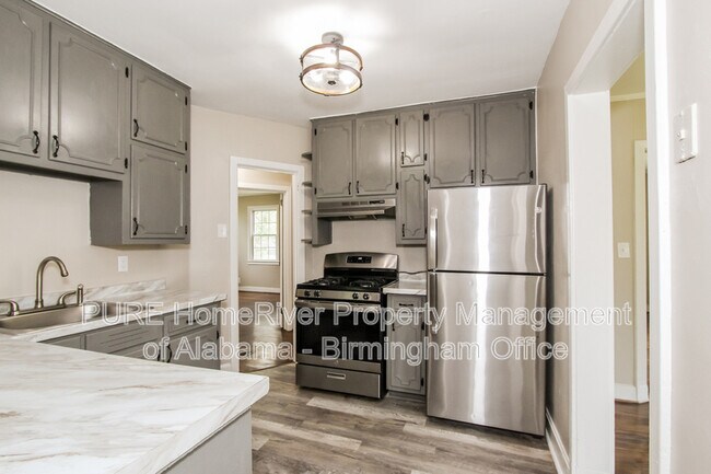 Foto del edificio - 208 22nd St SW