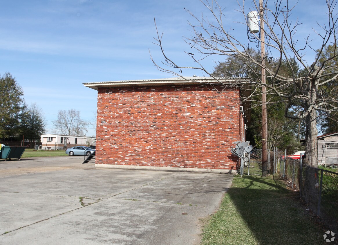 Foto del edificio - 124 Martin Luther King St