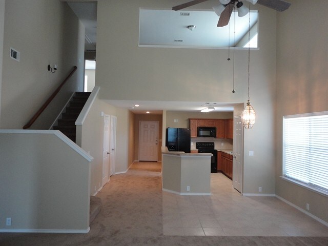 Building Photo - 1210 Mule Deer Dr