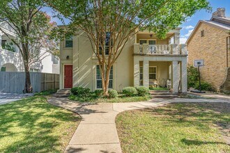 Building Photo - 4146 Normandy Ave