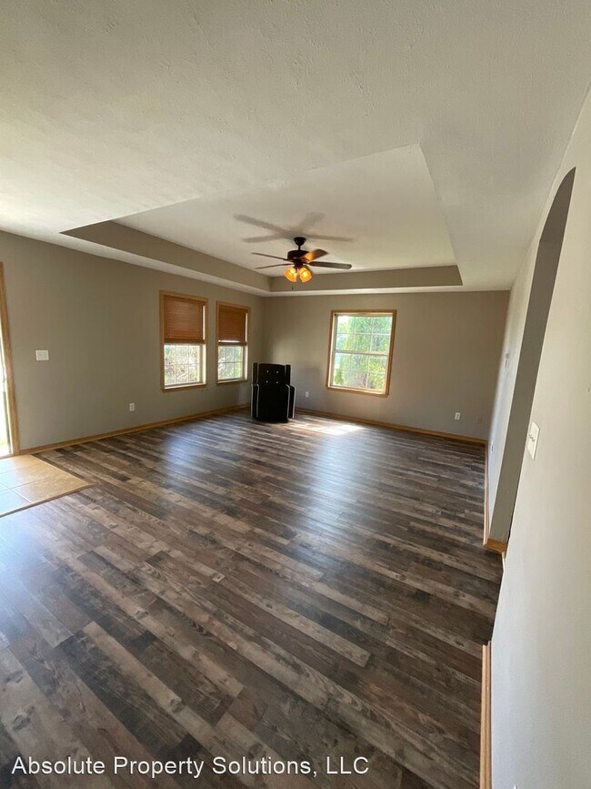 Building Photo - 3 br, 2 bath House - 1147 S Brown Ave