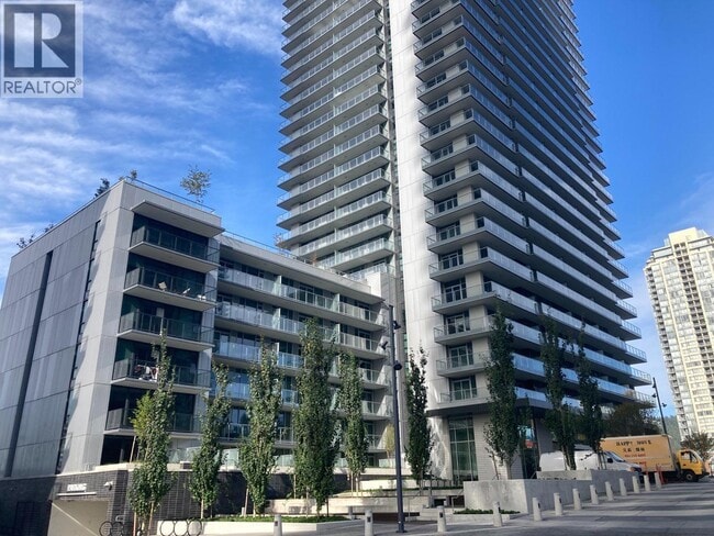 Building Photo - 3809 Evergreen Pl